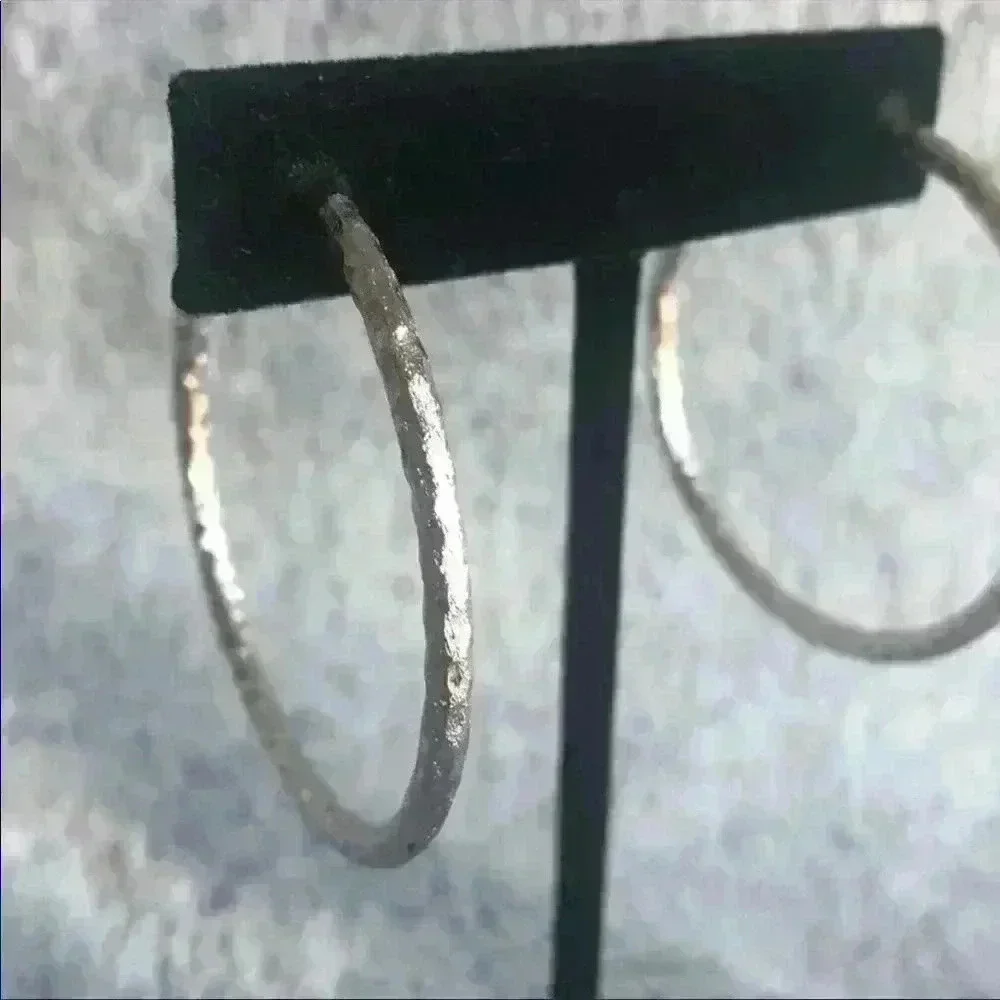 Rivka Friedman RhodiumHammered Satin Hoop Earrings NWT
